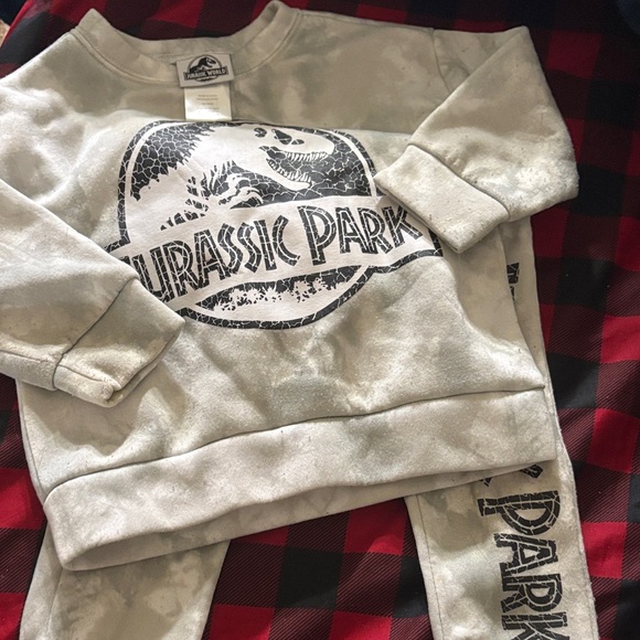 Jurassic Park Logo Sweatshirt - Picture 1 of 5